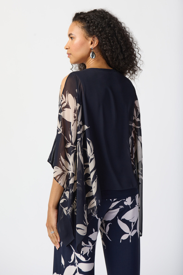 Blusa Festa Azul Marinho e Beje
